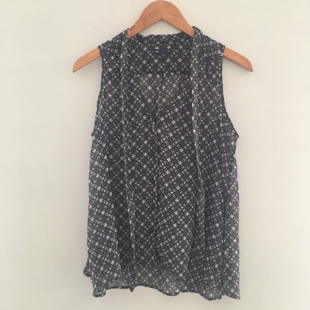Gap Tank Top